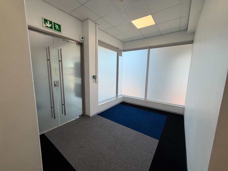 To Let Commercial Property for Rent in Claremont Western Cape